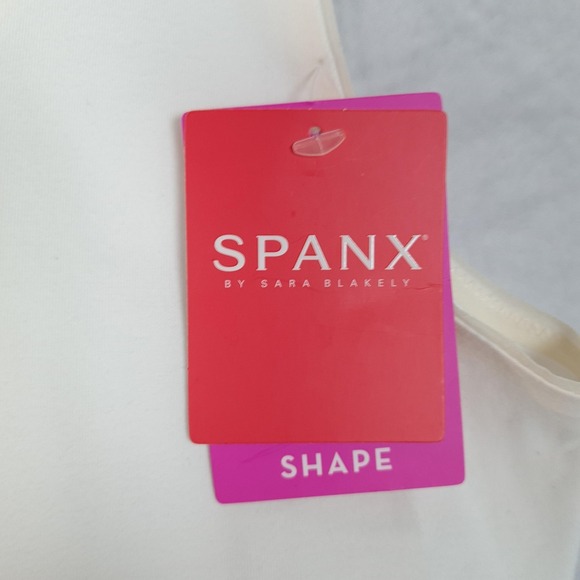 Spanx In & Out Tank Top Womens Medium White Powder Shaping Shapewear Jersey - Picture 5 of 16